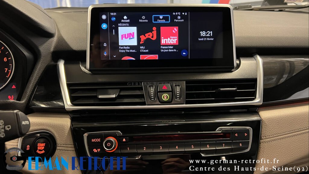 Système ANDROID Desk High – GERMAN RETROFIT, en déploiement BMW Série 2 Active Tourer 225iX de 2016