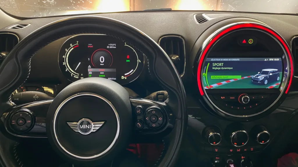 Vivez votre passion de l&rsquo;automobile à la pointe des dernières technologies embarquées BMW/MINI