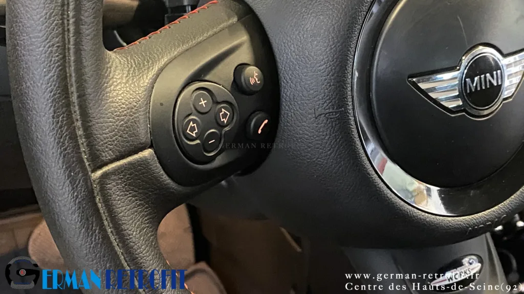 MINI Cabrio R57 LCI One N16 de 2012